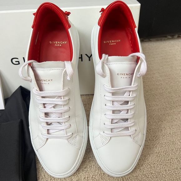 Givenchy Urban Street Knot Sneakers - Picture 3 of 8